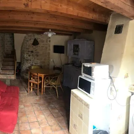 Maison * Quezac (Lozere)